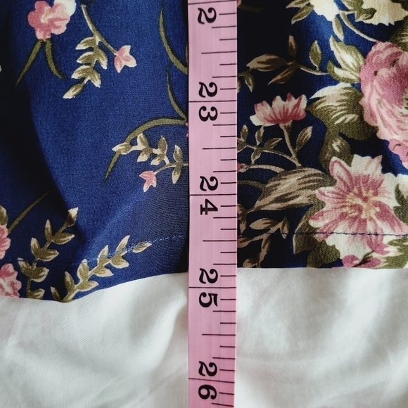 Vintage Alcott and Andrews Blue Floral Silk Blouse and Skirt Set - Picture 10 of 16